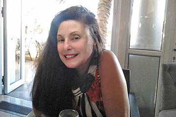 Donna's sunset dinner at Harveys restaurant in Winchester Manor
